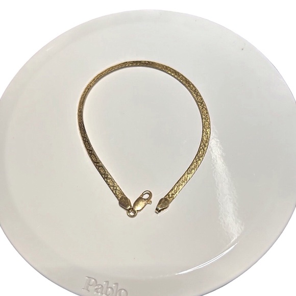 Solid 14k Italian Grand Herringbine Bracelet - Picture 4 of 14